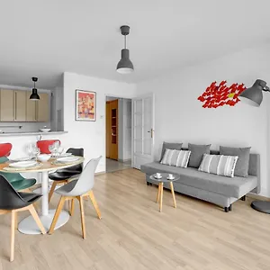 https://pompon-sur-la-garonne-appt-avec-balcon-pour-2.midi-pyreneeshotels.com